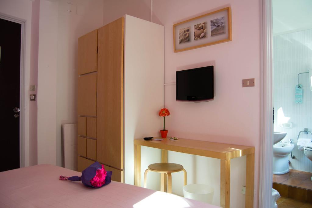 Hotel Giongo Spotorno Zewnętrze zdjęcie
